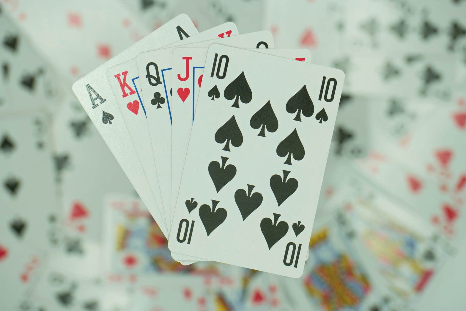 How to talk at the Poker table